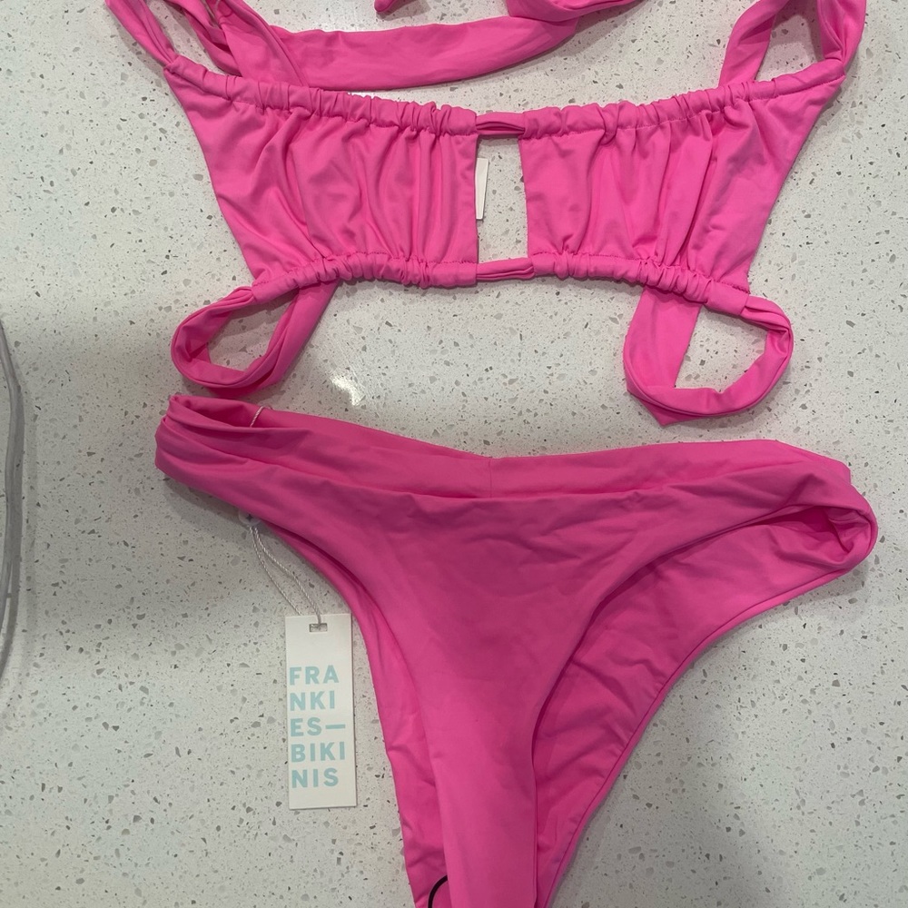Hot pink Frankie’s Bikini